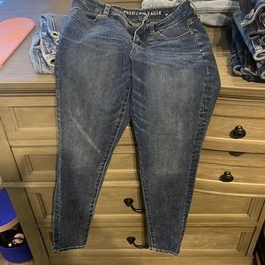 American eagle size 4 super high rise jeggings
